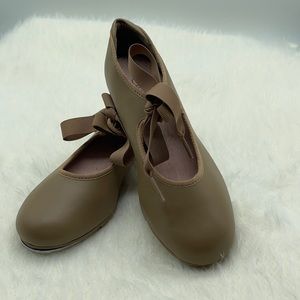 Capezio Jr Tyette Tap Shoe